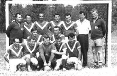 Gro�feldmannschaft der BSG Stahl 